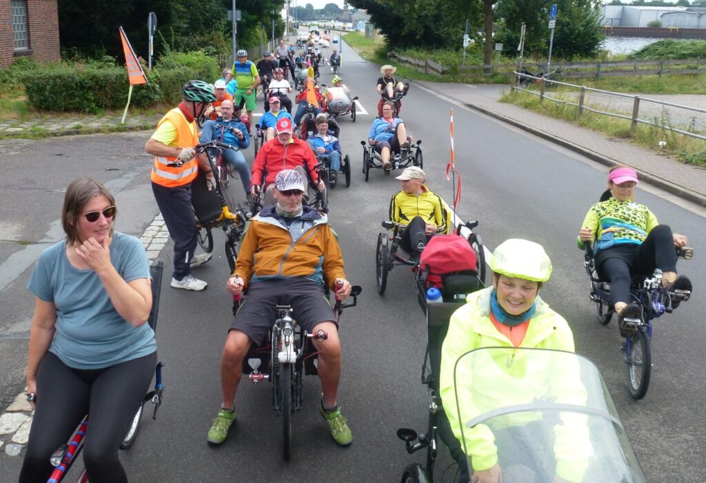 Liegeräder auf dem Weg durch Oldenburg