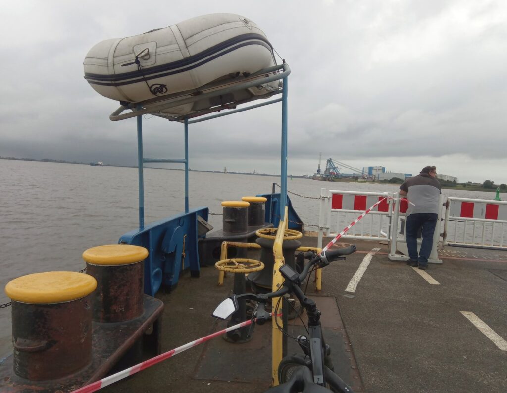 Fähre über die Weser