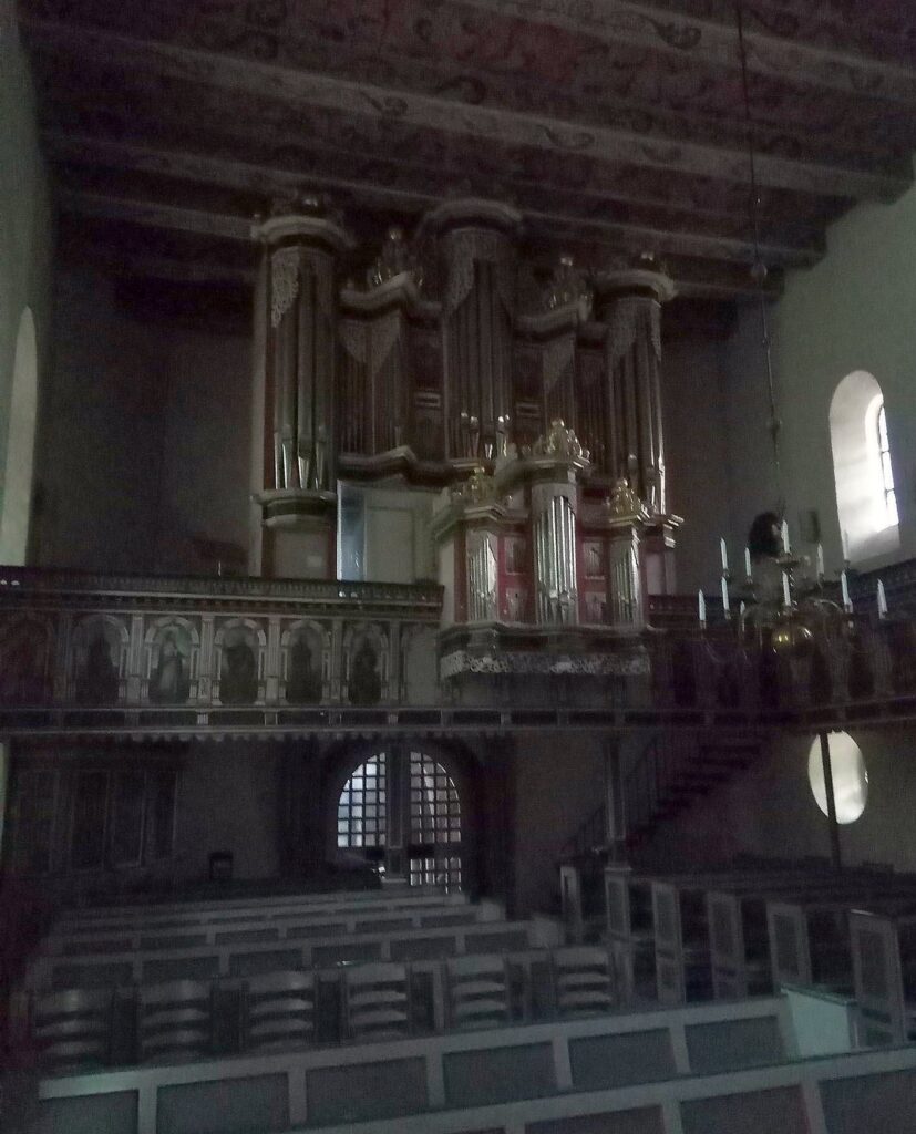 Kleine Kirche am Wegesrand